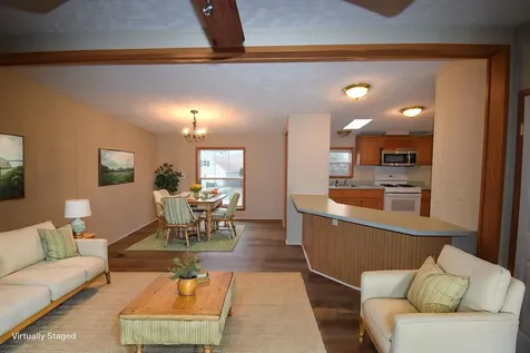 6 George's Lane Fremont NH 03044