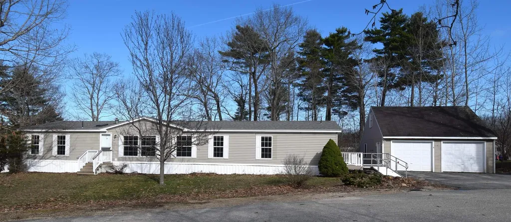 6 George's Lane Fremont NH 03044