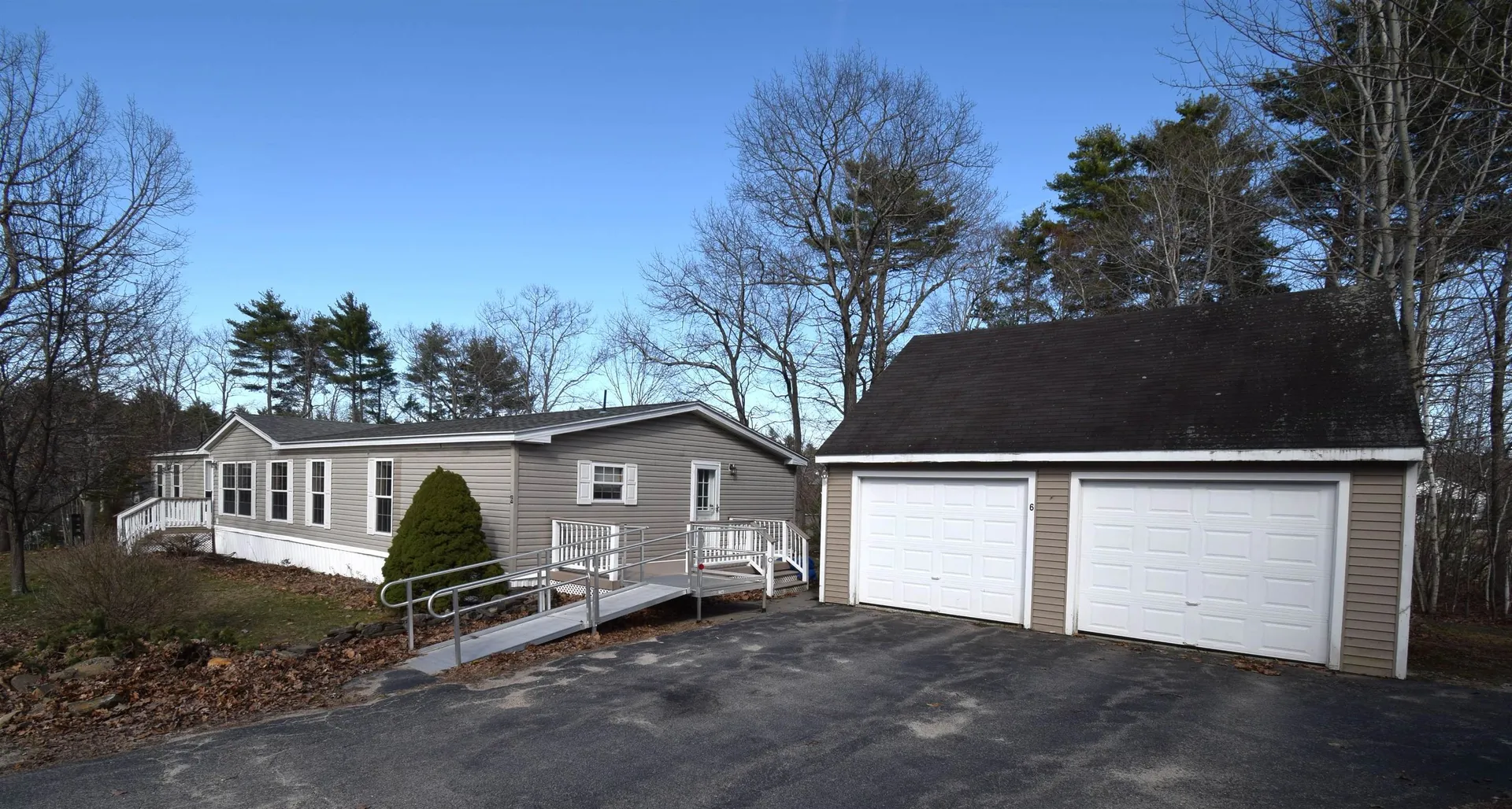 6 George's Lane Fremont NH 03044