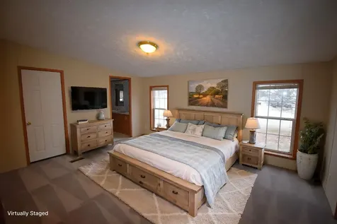 6 George's Lane Fremont NH 03044
