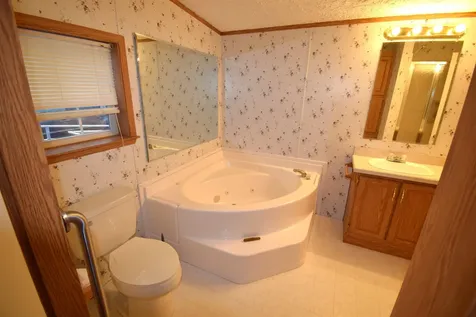6 George's Lane Fremont NH 03044
