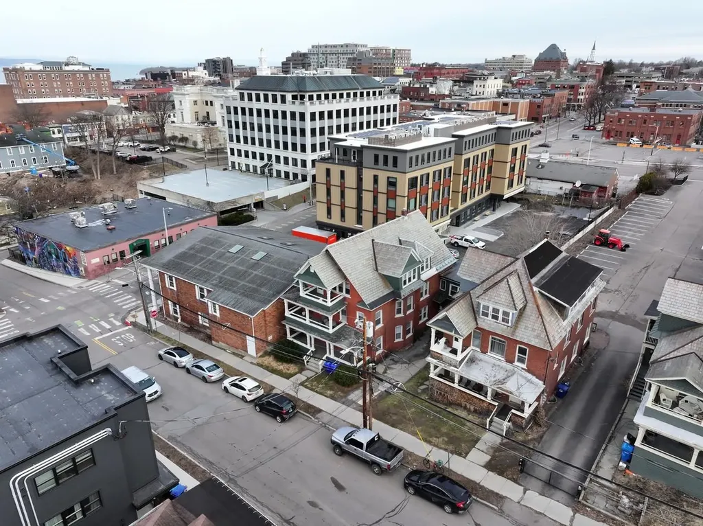 198-200 King Street Burlington VT 05401