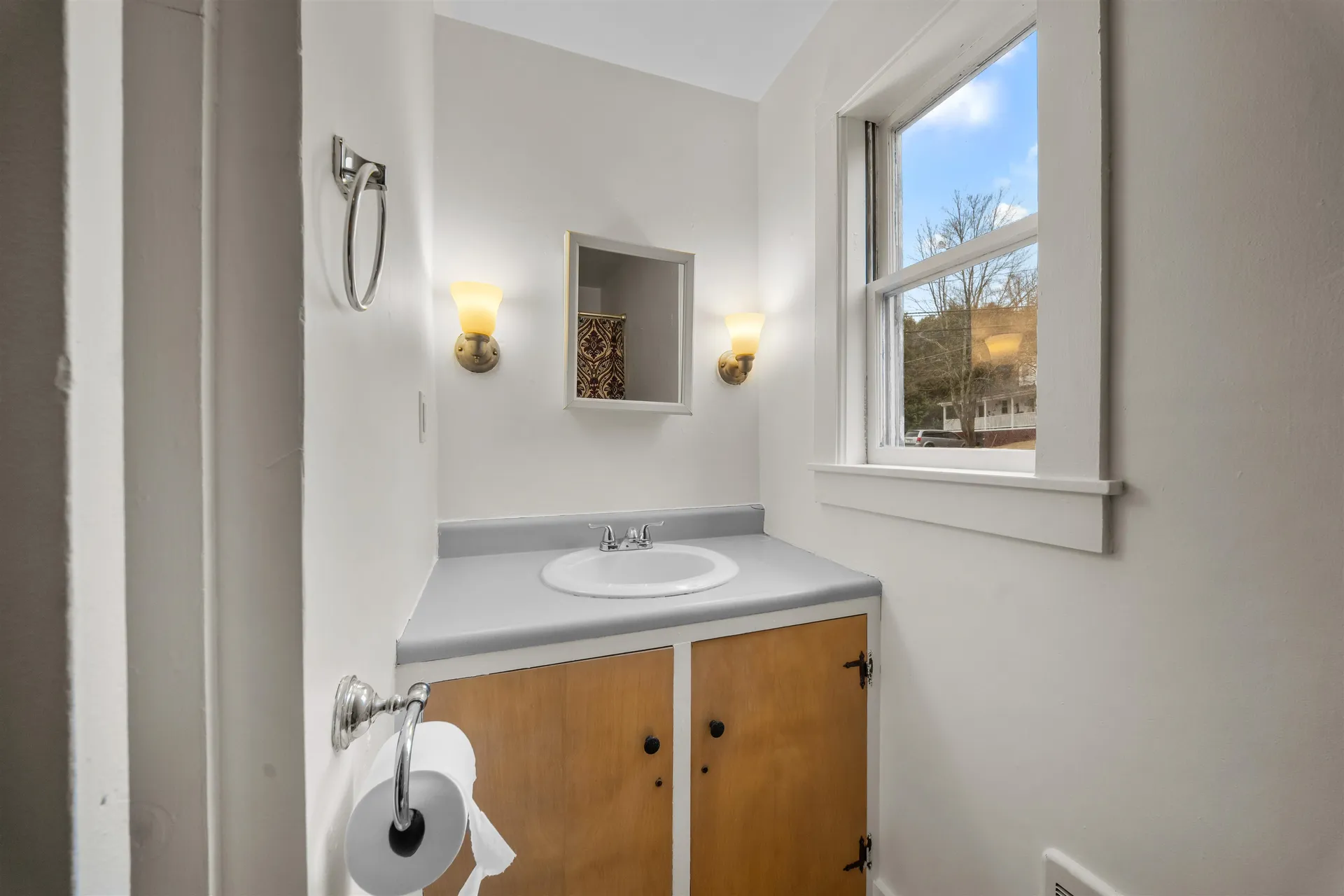 23 Concord Hill Road Pittsfield NH 03263