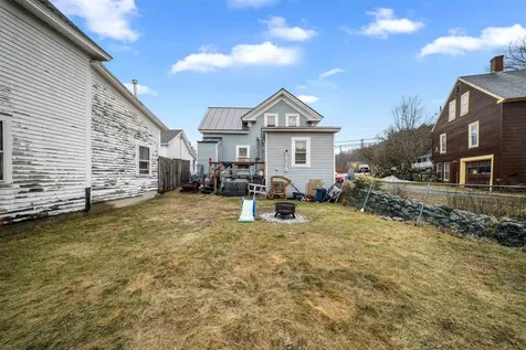 23 Concord Hill Road Pittsfield NH 03263