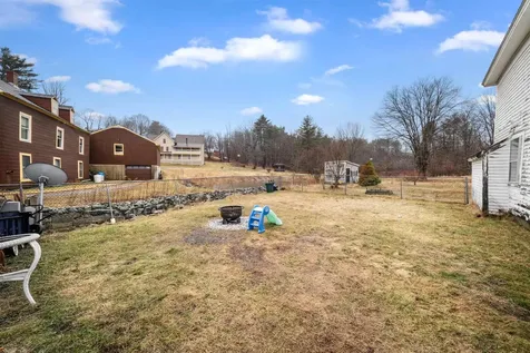 23 Concord Hill Road Pittsfield NH 03263