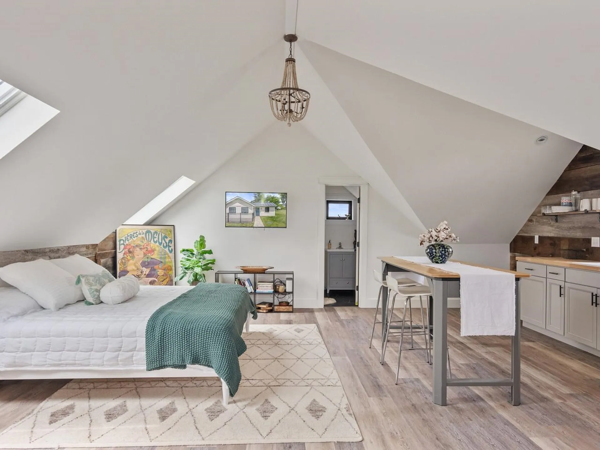 1549 Hinesburg Road South Burlington VT 05403