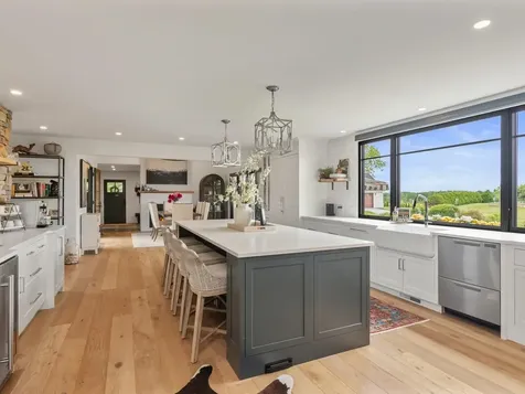 1549 Hinesburg Road South Burlington VT 05403
