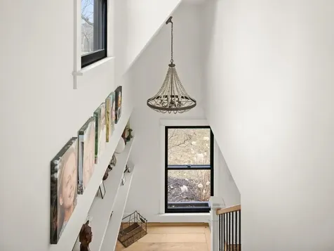 1549 Hinesburg Road South Burlington VT 05403