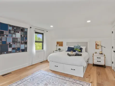 1549 Hinesburg Road South Burlington VT 05403