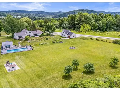 1549 Hinesburg Road South Burlington VT 05403
