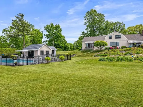 1549 Hinesburg Road South Burlington VT 05403