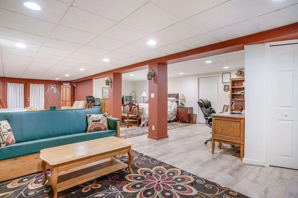 9 Tervo Road Rindge NH 03461