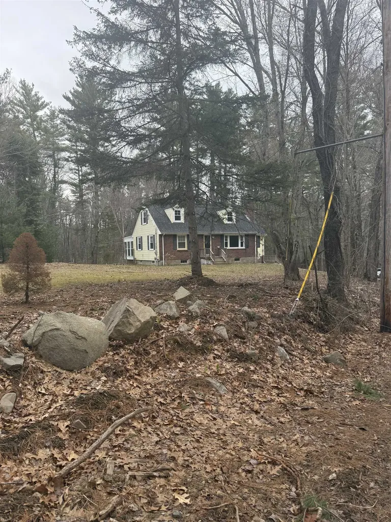 33 Crank Road Hampton Falls NH 03844