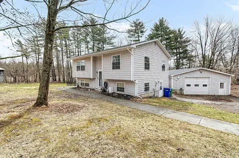 194 Fontaine Drive Georgia VT 05468