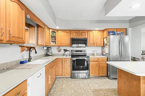 194 Fontaine Drive Georgia VT 05468