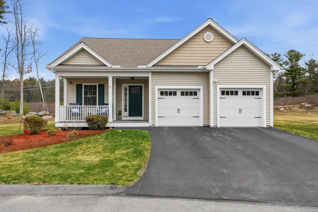 9 Redwood Road Pelham NH 03076