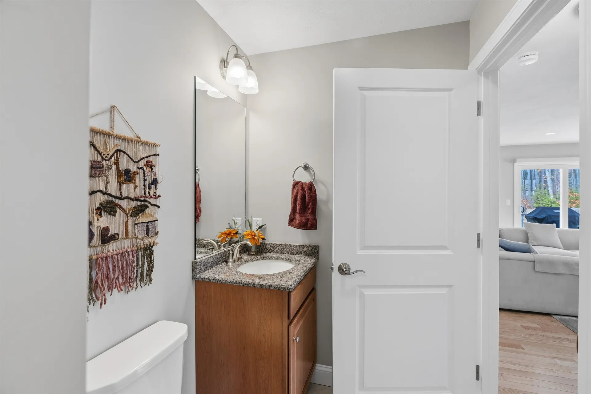 9 Redwood Road Pelham NH 03076