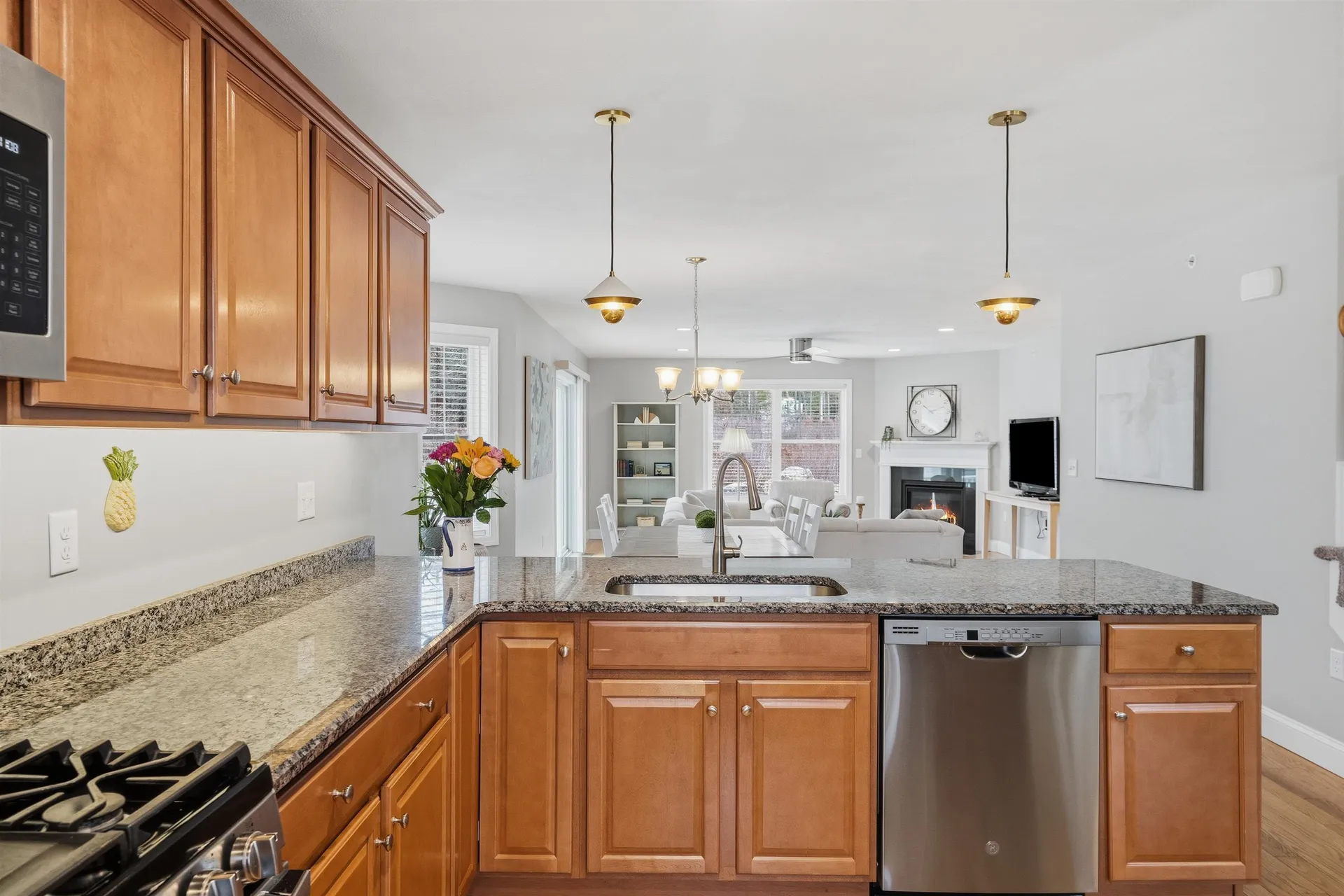 9 Redwood Road Pelham NH 03076