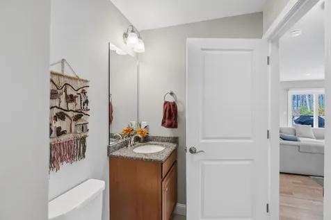 9 Redwood Road Pelham NH 03076
