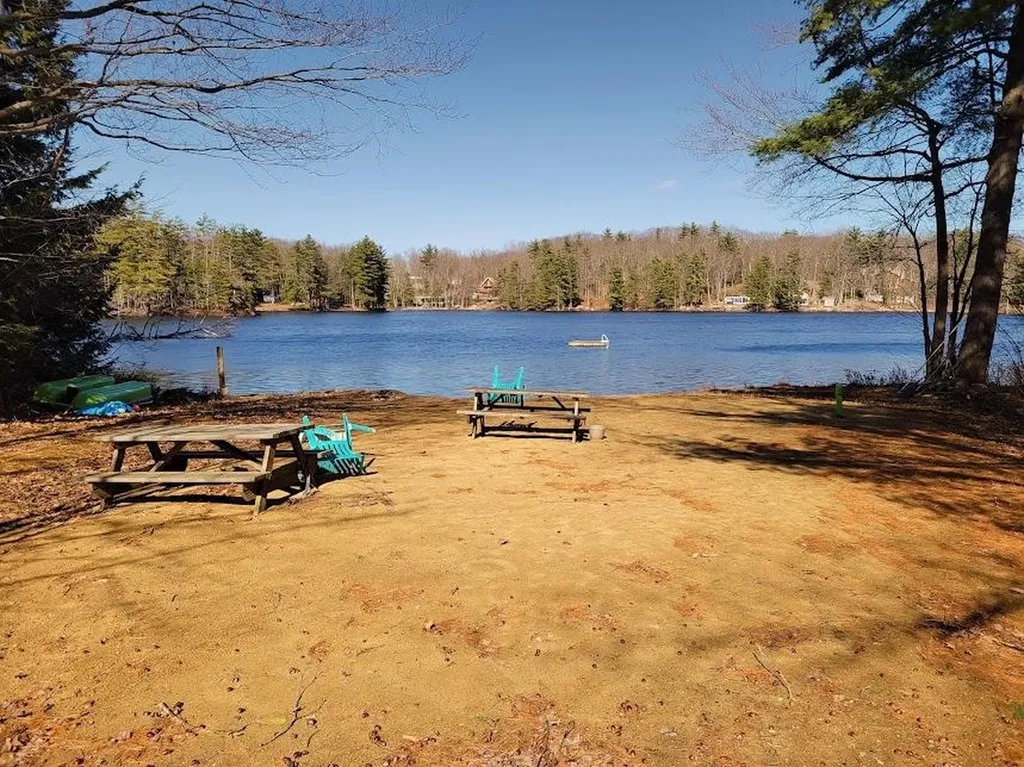 54 Canterbury Shore Drive Canterbury NH 03224