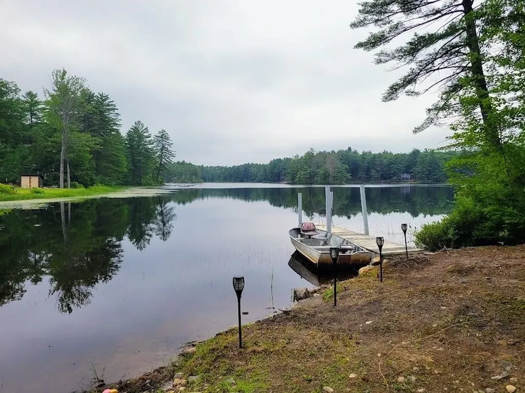 54 Canterbury Shore Drive Canterbury NH 03224