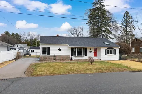 39 Ann Avenue Manchester NH 03102