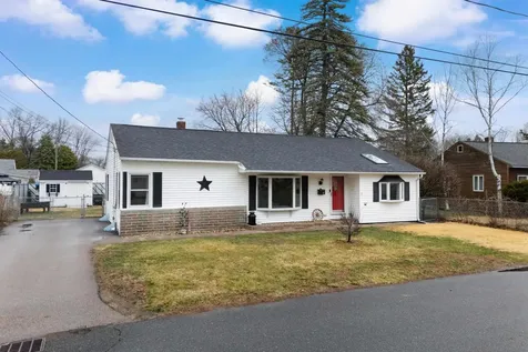 39 Ann Avenue Manchester NH 03102