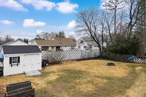 39 Ann Avenue Manchester NH 03102