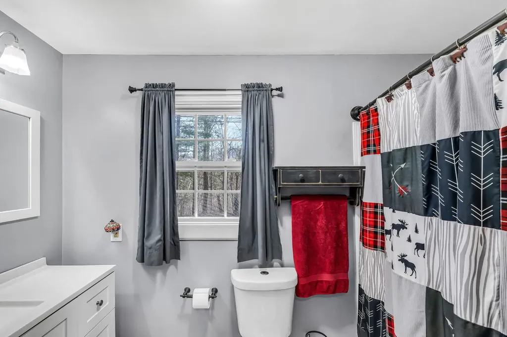 42 Overlook Road Pownal VT 05261