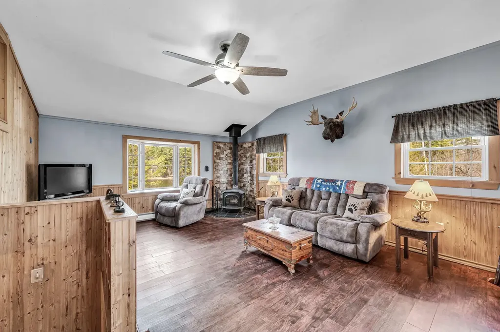 42 Overlook Road Pownal VT 05261