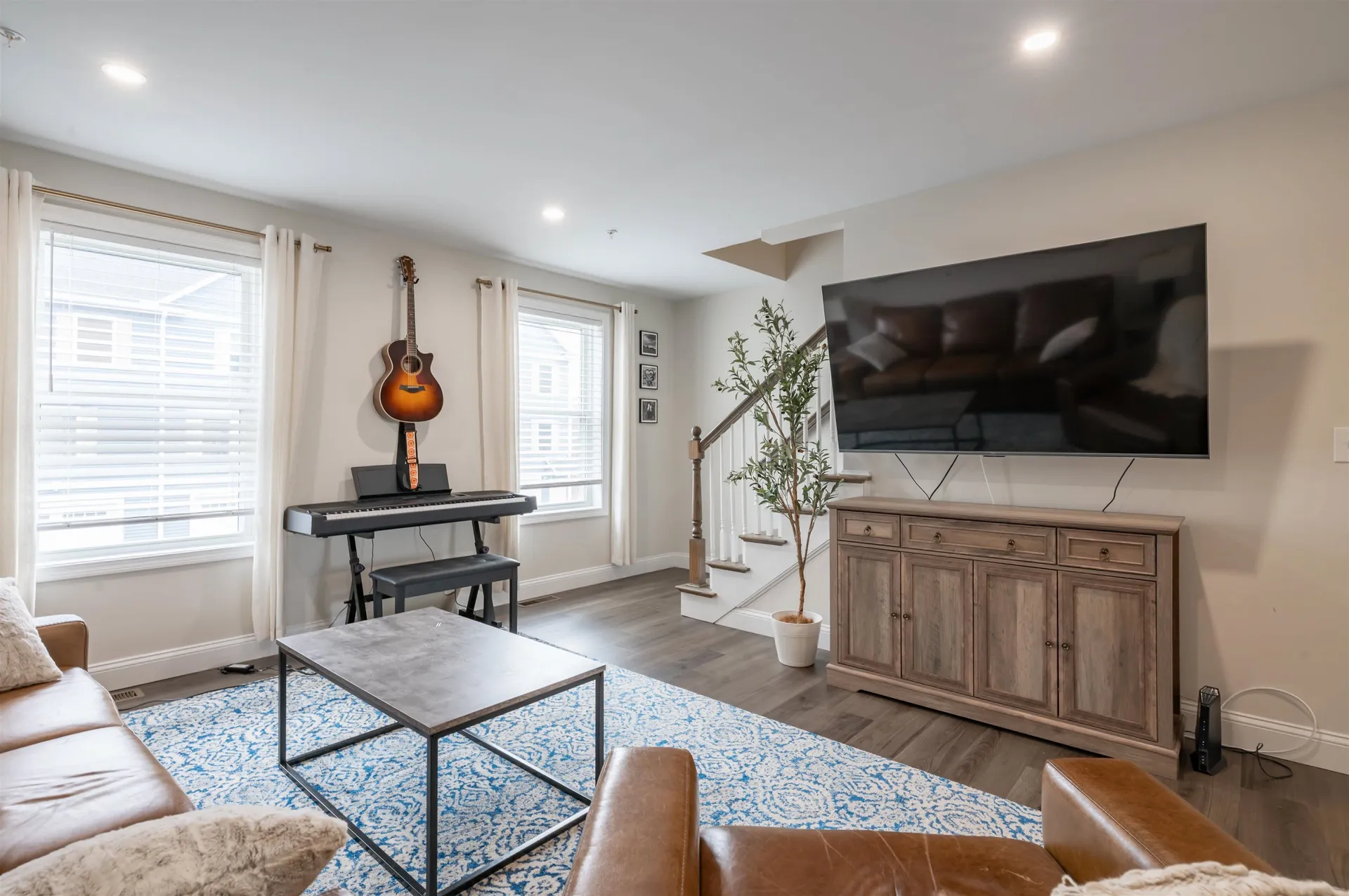 13 Sapphire Lane Nashua NH 03064