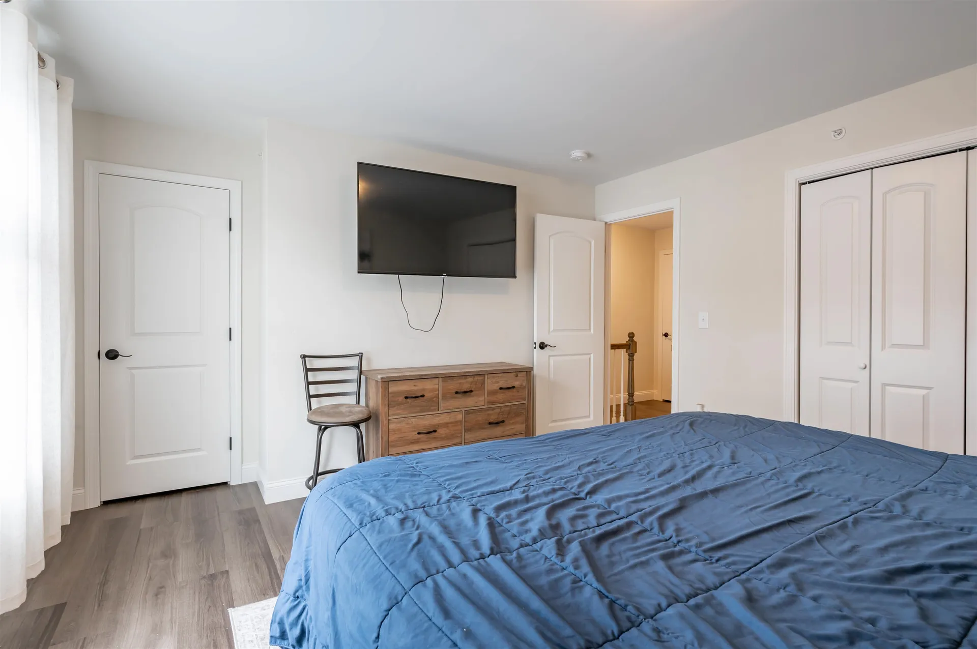13 Sapphire Lane Nashua NH 03064
