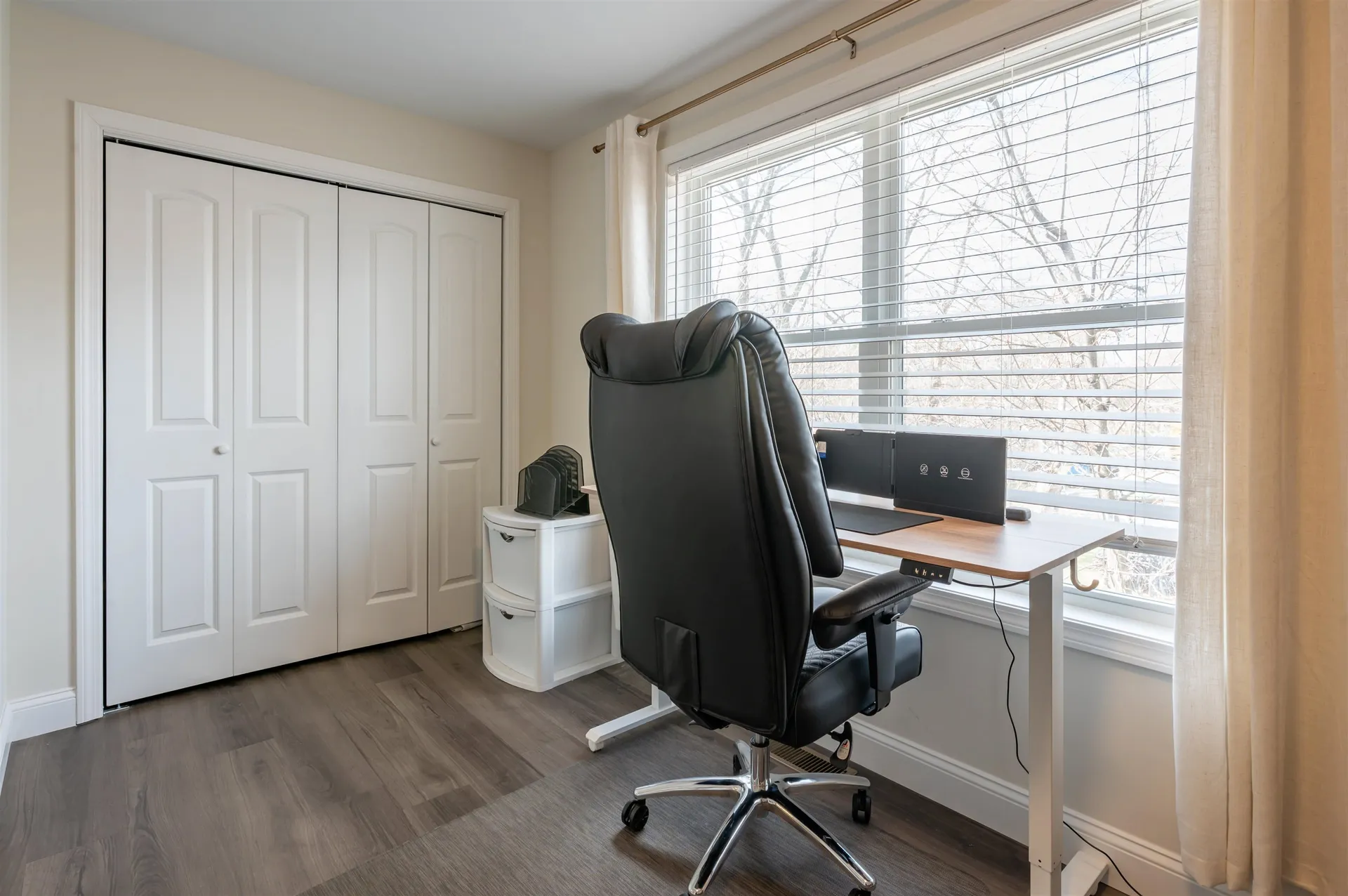 13 Sapphire Lane Nashua NH 03064