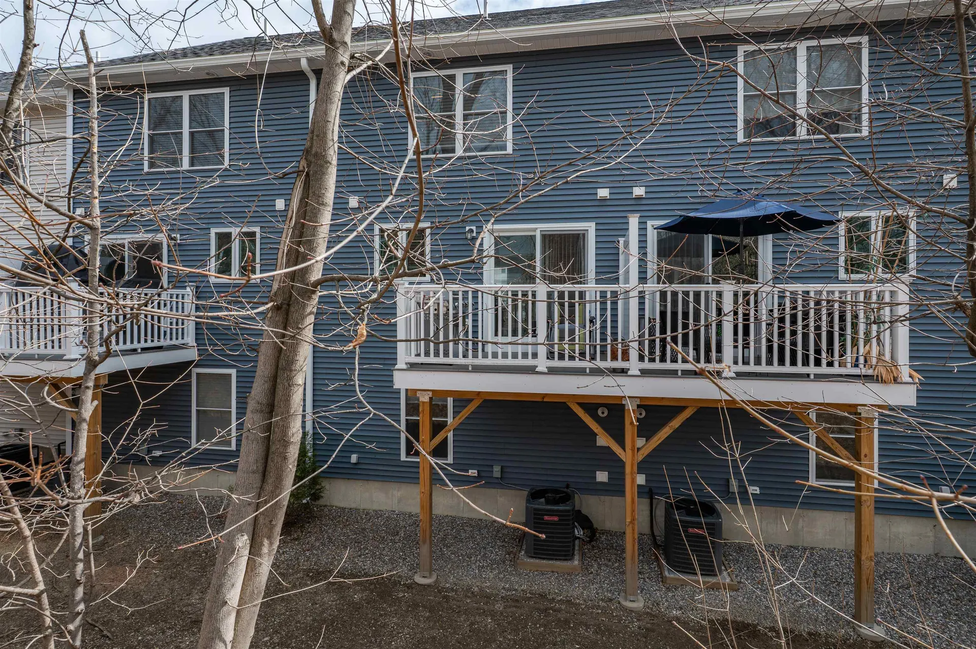 13 Sapphire Lane Nashua NH 03064