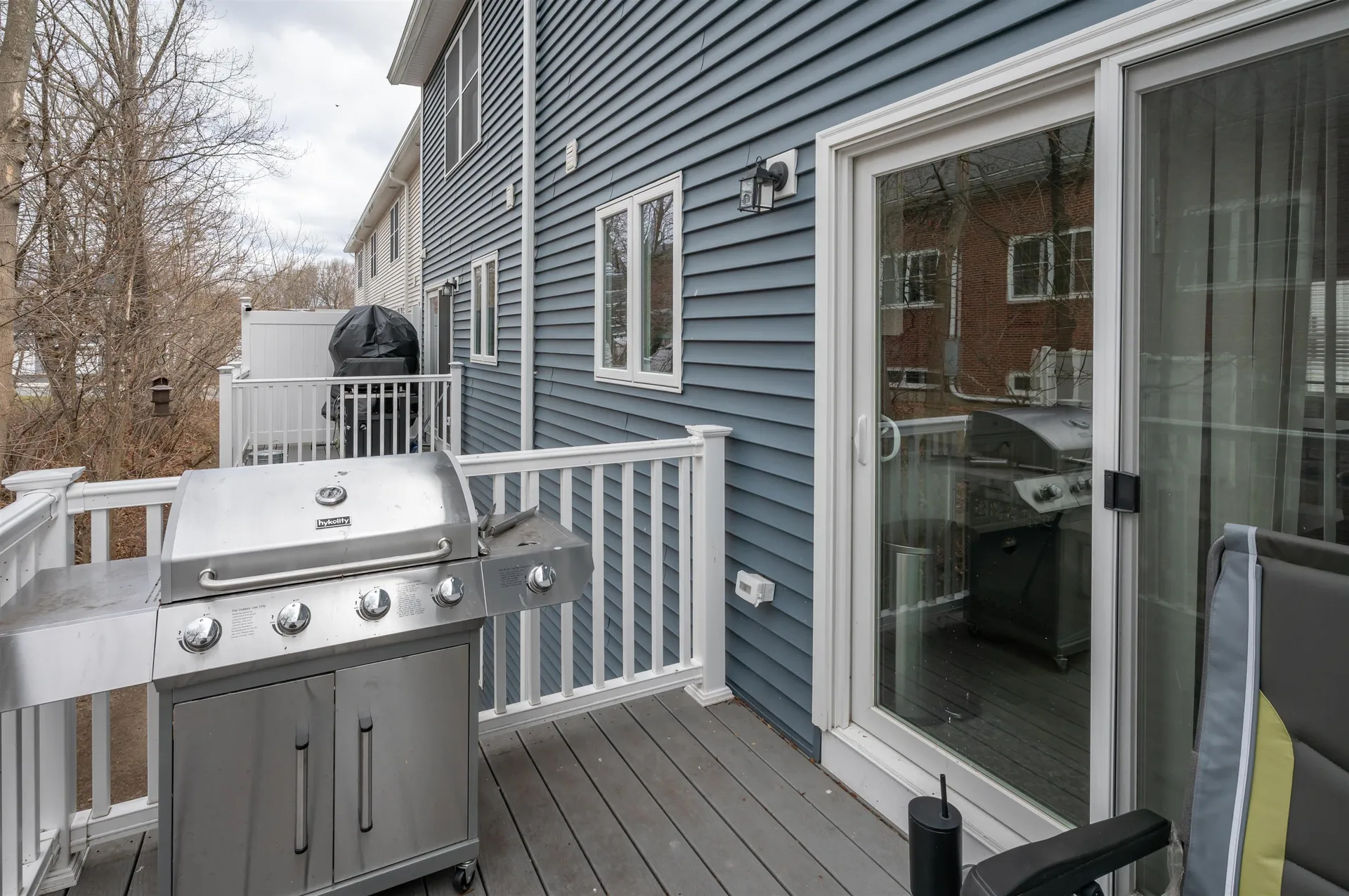 13 Sapphire Lane Nashua NH 03064