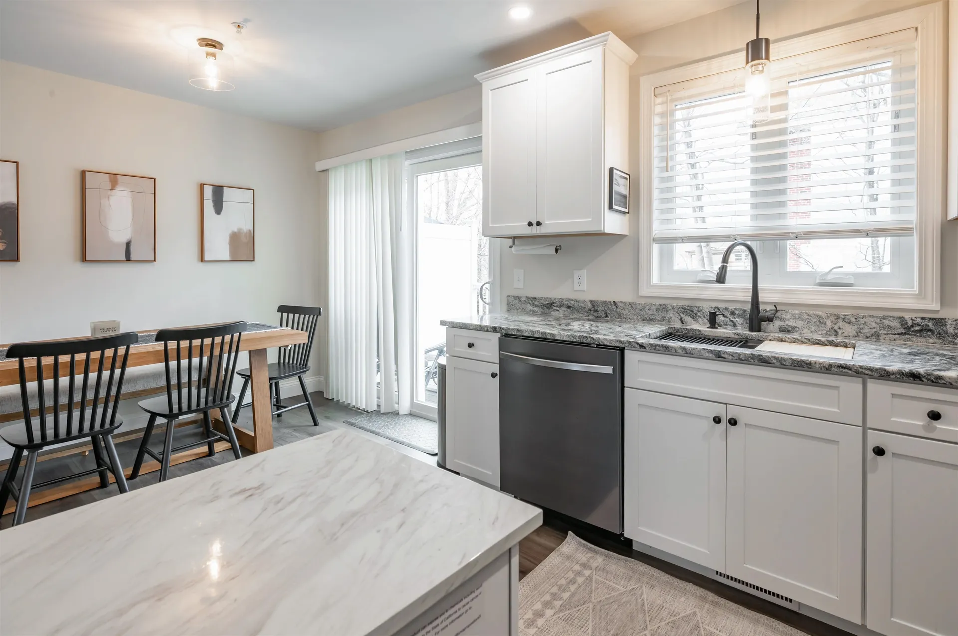 13 Sapphire Lane Nashua NH 03064