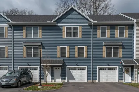 13 Sapphire Lane Nashua NH 03064