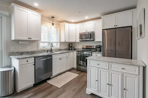 13 Sapphire Lane Nashua NH 03064