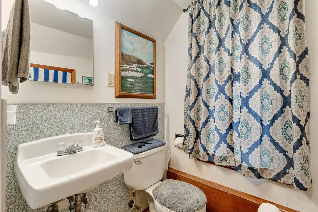 38 Long Street Barre City VT 05641