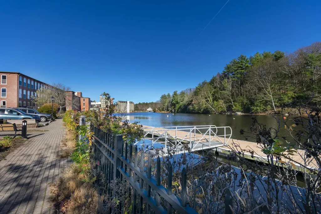 4 Water Street Newmarket NH 03857