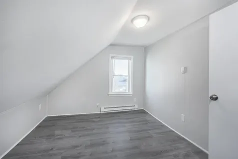 4 Water Street Newmarket NH 03857