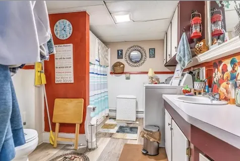 4 Water Street Newmarket NH 03857