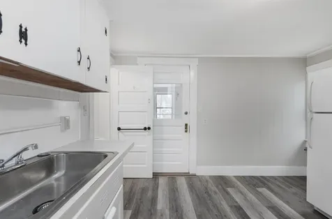 4 Water Street Newmarket NH 03857