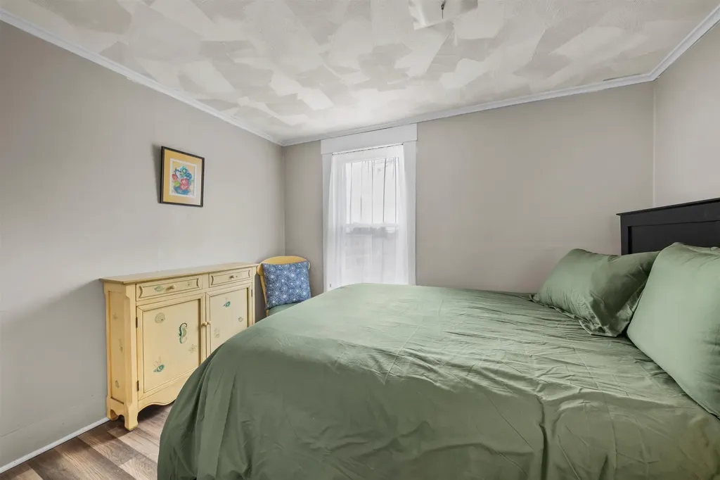 7 Elliott Street Laconia NH 03246