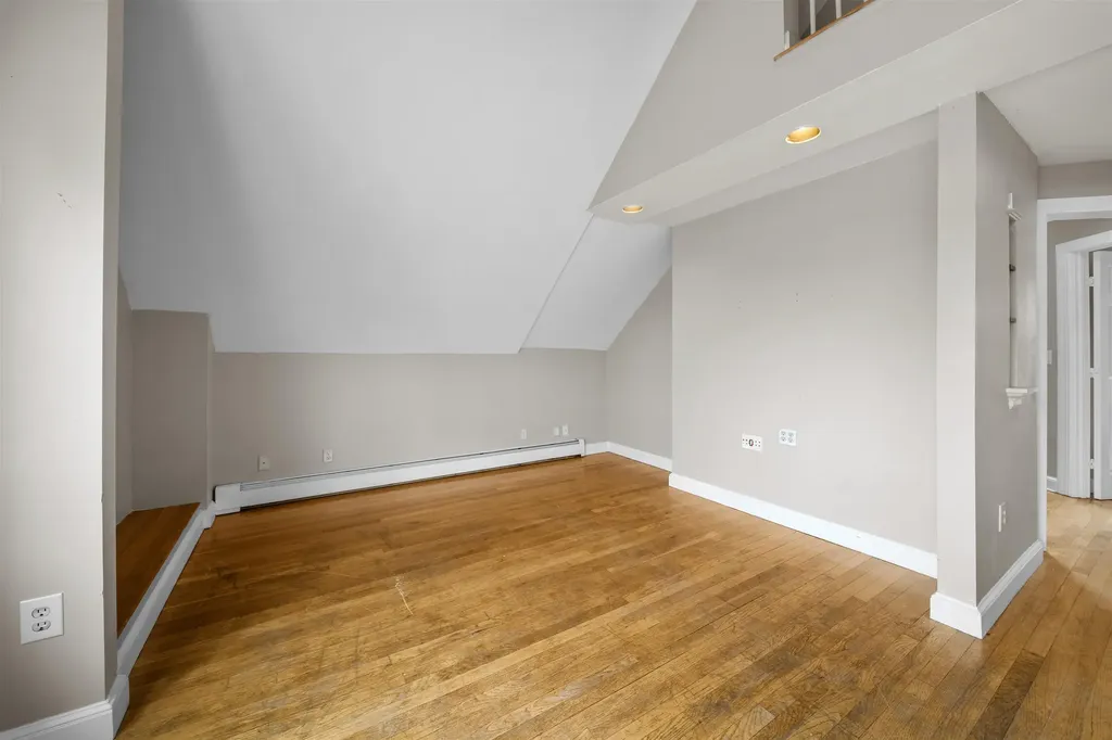 7 Elliott Street Laconia NH 03246