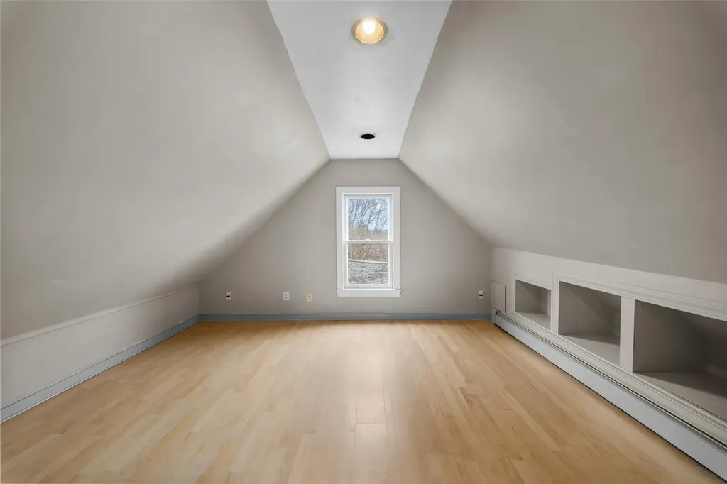 7 Elliott Street Laconia NH 03246