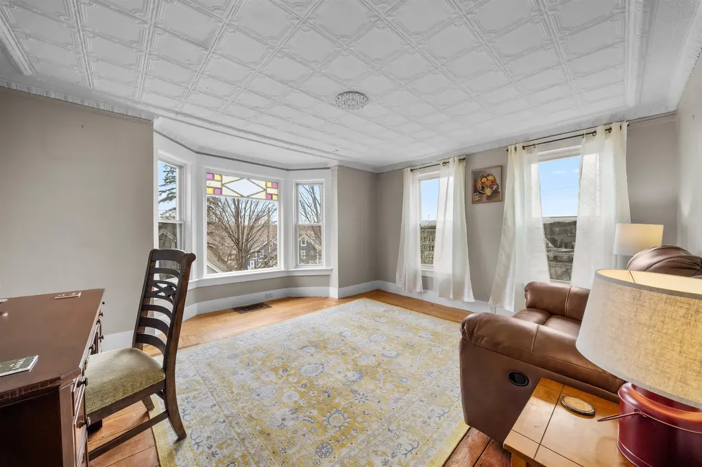 7 Elliott Street Laconia NH 03246