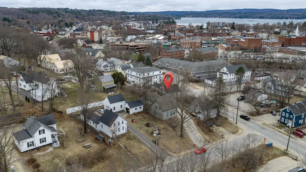 7 Elliott Street Laconia NH 03246