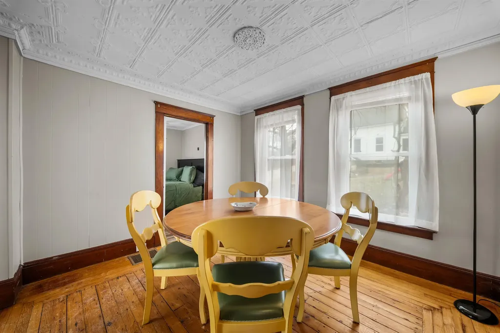 7 Elliott Street Laconia NH 03246