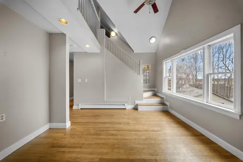 7 Elliott Street Laconia NH 03246